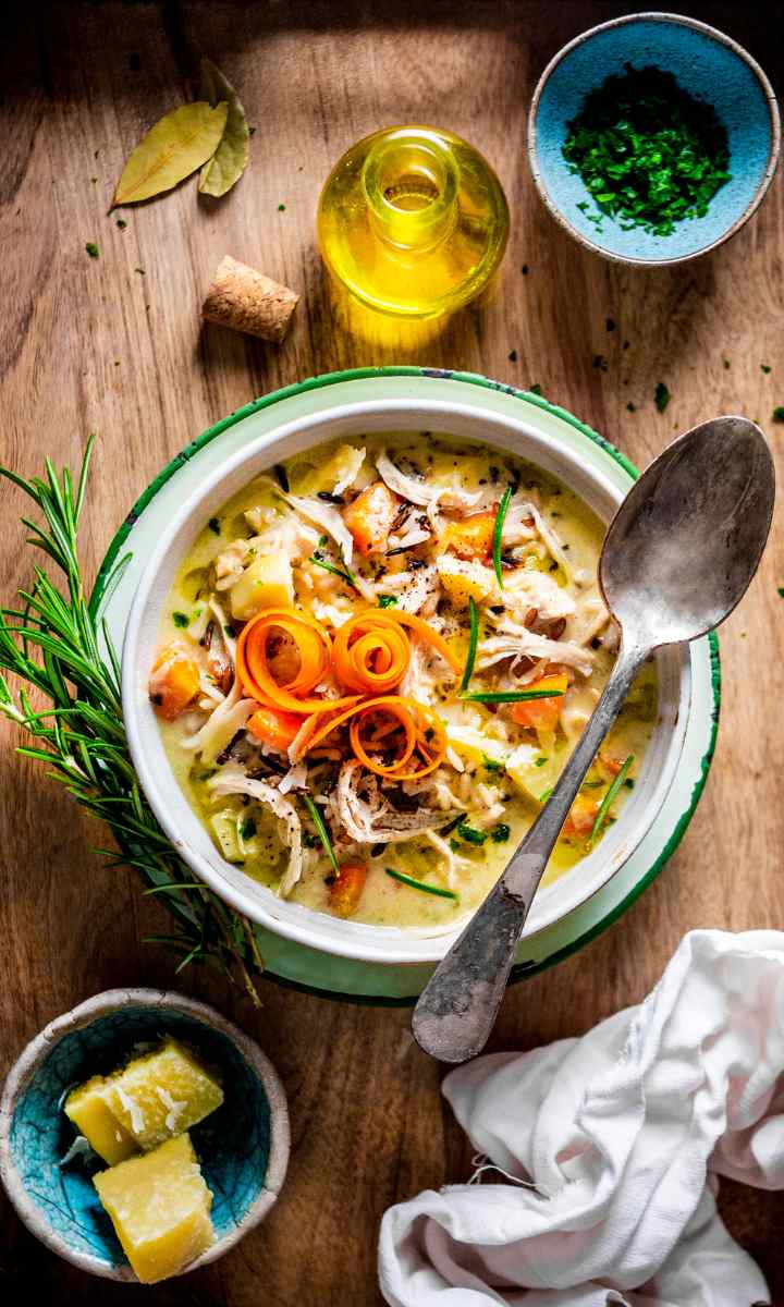 Hendlsuppe mit Wildreis