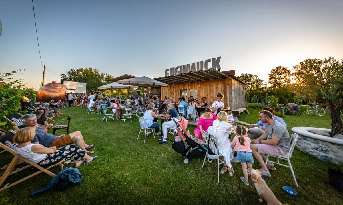 Farm2Table-Gartenbar und Bistro am Gugumuck-Hof
