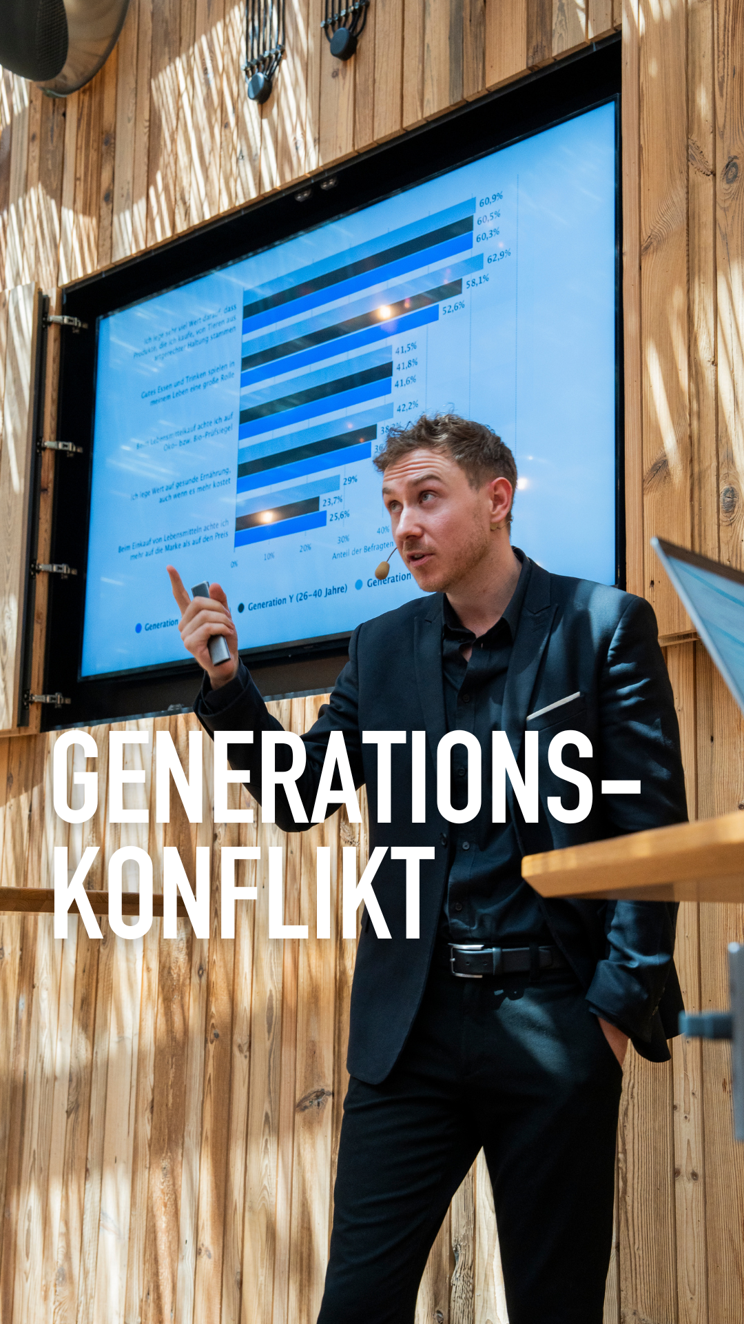 Zukunftsforscher Tristan Horx bei der Gaumen Hoch-Connection Juli 2025 im Kolarik im Prater
