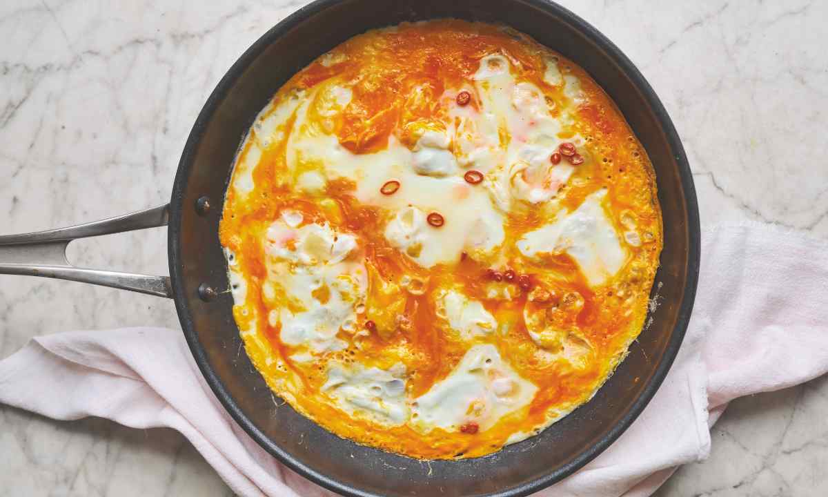 Marmoriertes Eieromelett mit Nam Pla