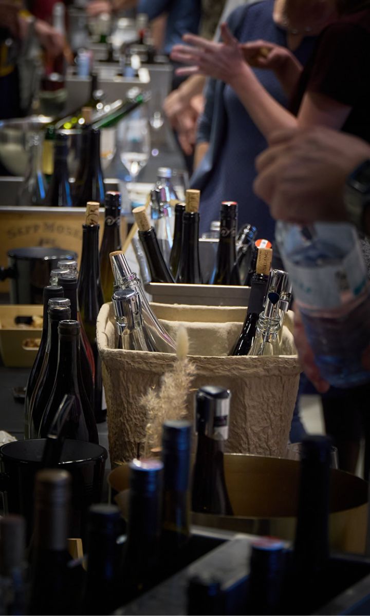 NAKED – The Nature of Wine