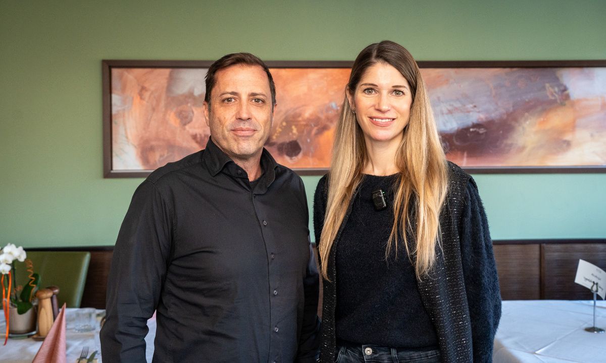 Extremsportler Christian Redl und Gaumen Hoch-Podcasthost Alexandra Seyer-Gmeinbauer