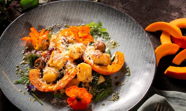 Gnocchi mit Kastanie Kürbis und Gartenmangold