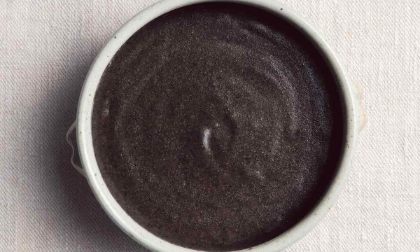 Schwarzer Sesam-Porridge